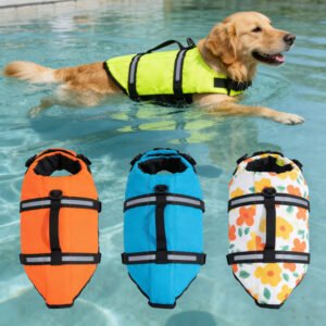 Dog Swimming Harness, Adjustable Safety Dog Life Jacket Reflective Buoyant Pet Swim Vest for Outdoor Water Swimming Boating